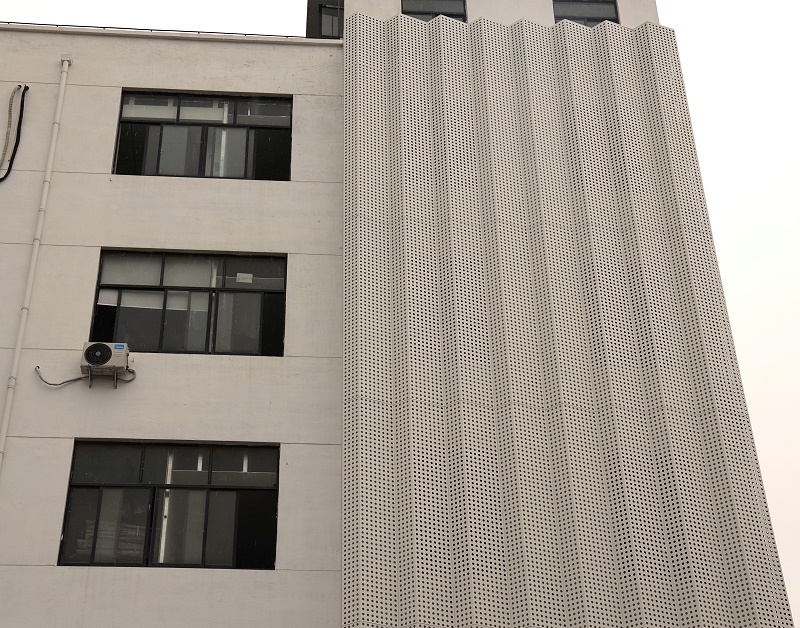 穿孔鋁單板價格影響因素有那些